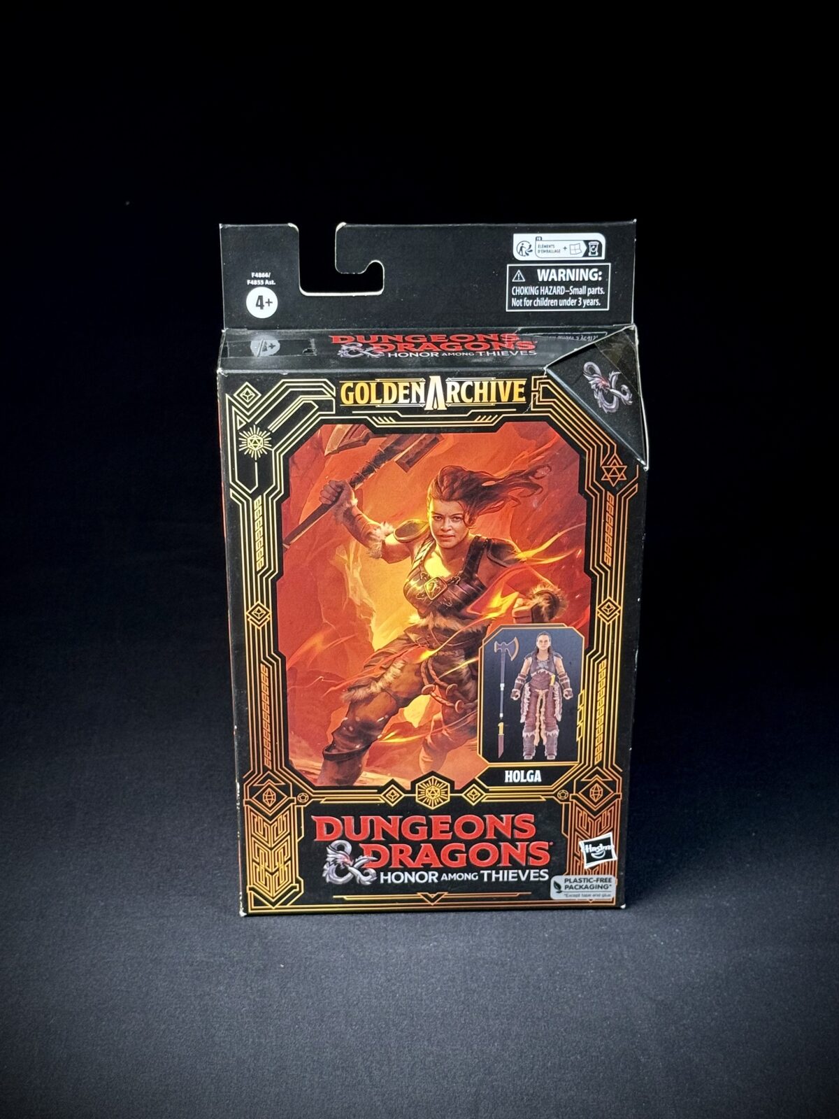 Dungeons & Dragons Golden Archive – Holga Action Figure (Hasbro)