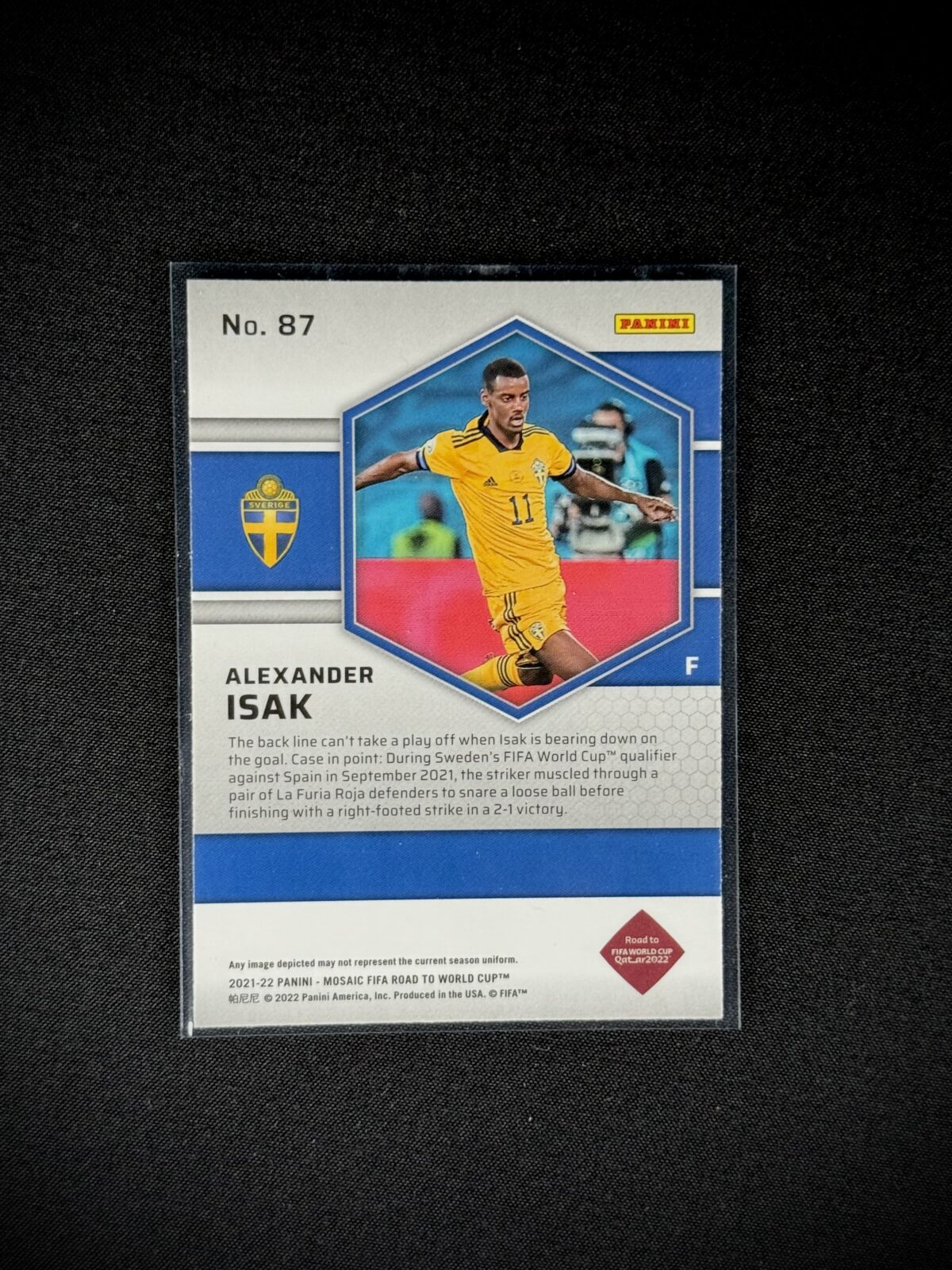FIFA Road to World Cup Alexander Isak (2022 - Panini Mosaic ) - Image 2